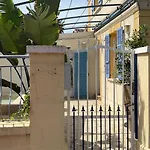 L'escale Au Soleil Hotell 2*