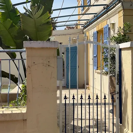 L'escale Au Soleil Hotel 2*