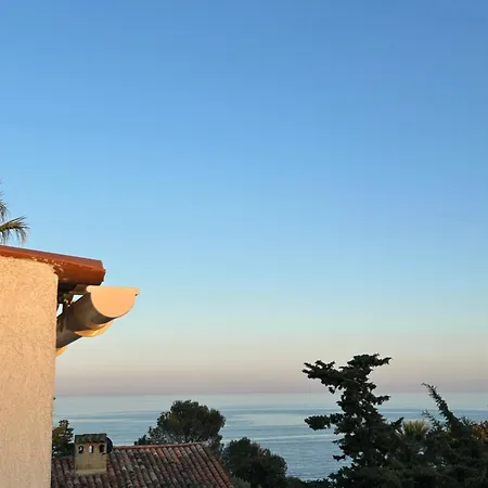 فندق L'escale Au Soleil سانت أي جولف