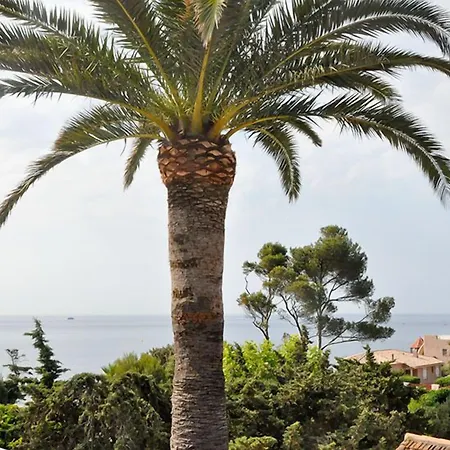 Hotel L'escale Au Soleil 2*