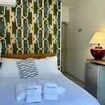 Hotel L'escale Au Soleil 2*