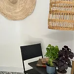 L'escale Au Soleil 2* 생타굴프