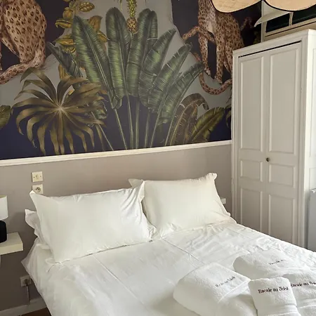 Escale Au Soleil Et 2*