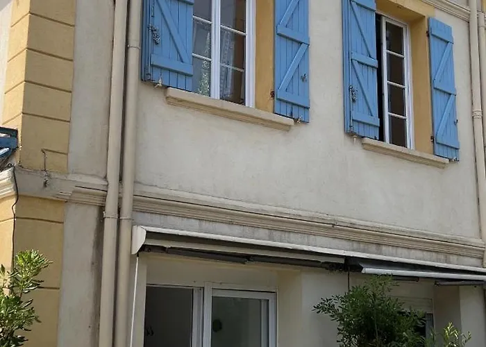 فندق L'escale Au Soleil سانت أي جولف