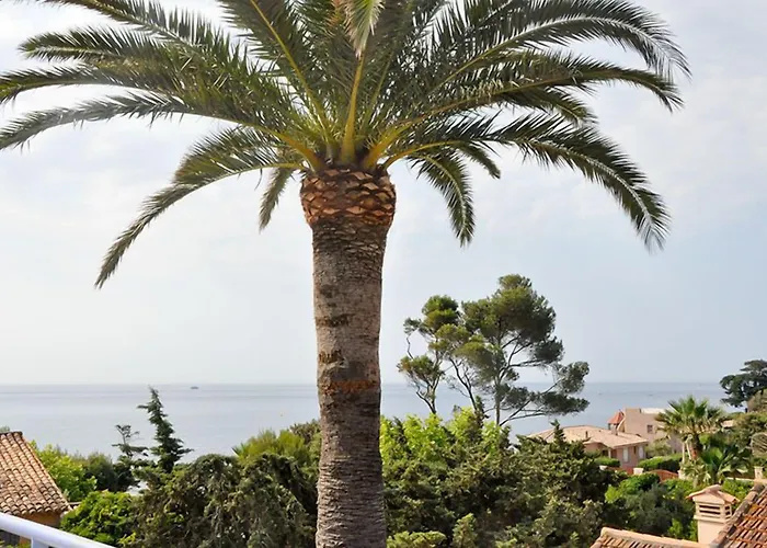 Ξενοδοχείο L'escale Au Soleil 2*